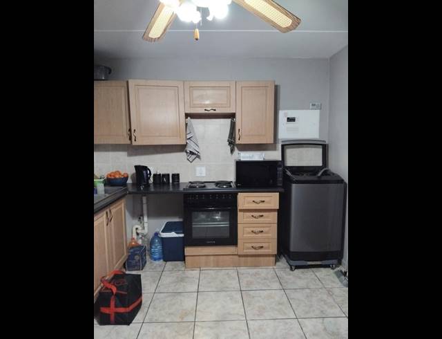 1 BEDROOM APARTMENT FOR SALE IN KANNONIERS PARK